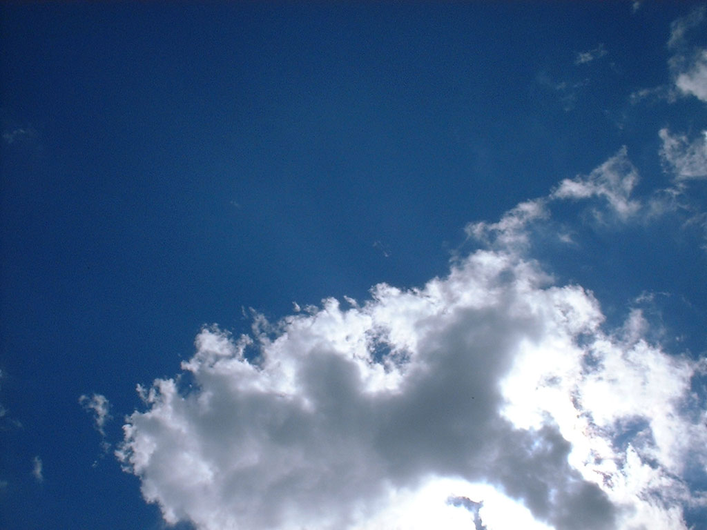 Große Wolken - "Clouds", © 2000 Jeff Ahrenholz